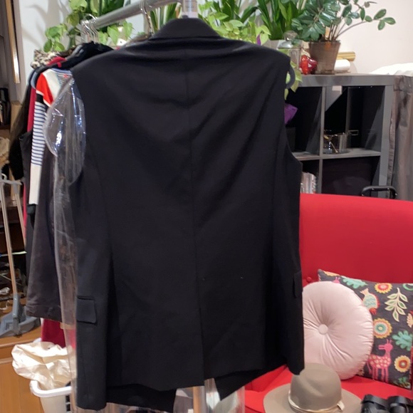 Givenchy tailored vest great closet staple - Picture 9 of 11